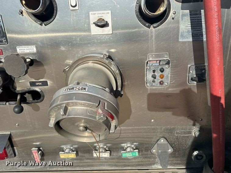 image for item EG7986 2001 Spartan Gladiator pumper fire truck