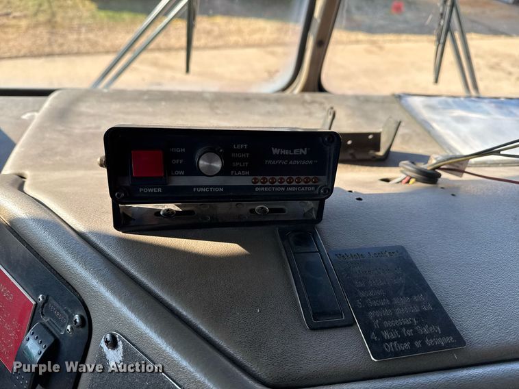 image for item EG7986 2001 Spartan Gladiator pumper fire truck