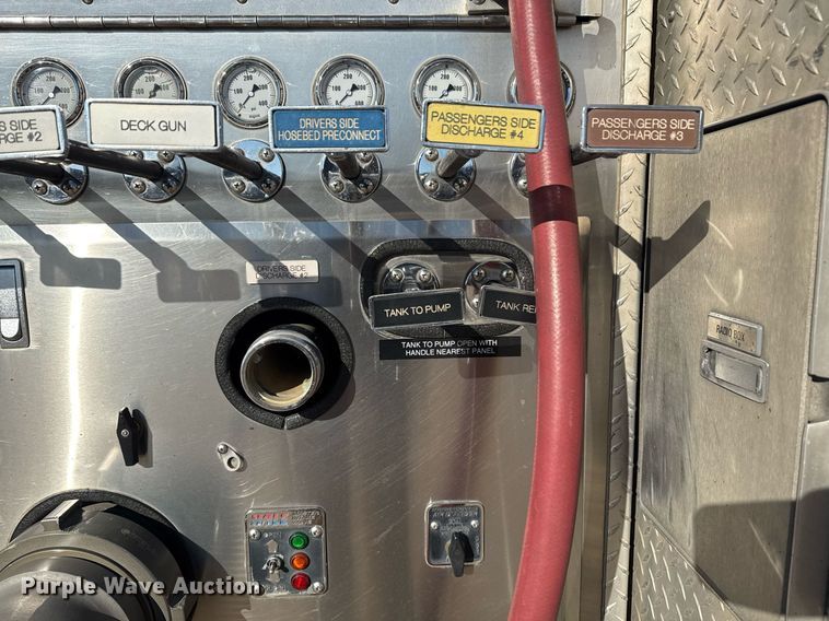 image for item EG7987 2002 Spartan Gladiator pumper fire truck