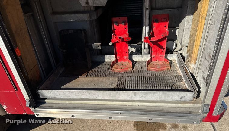 image for item EG7987 2002 Spartan Gladiator pumper fire truck