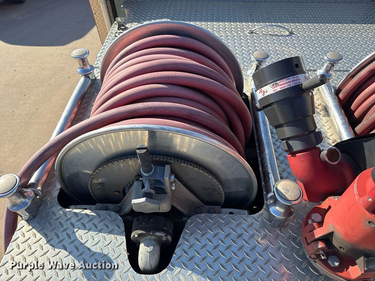 image for item EG7987 2002 Spartan Gladiator pumper fire truck