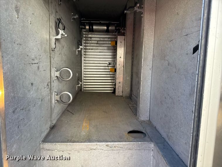 image for item EG7987 2002 Spartan Gladiator pumper fire truck