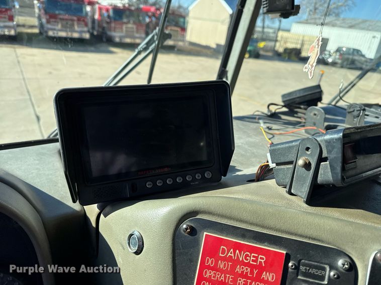 image for item EG7987 2002 Spartan Gladiator pumper fire truck