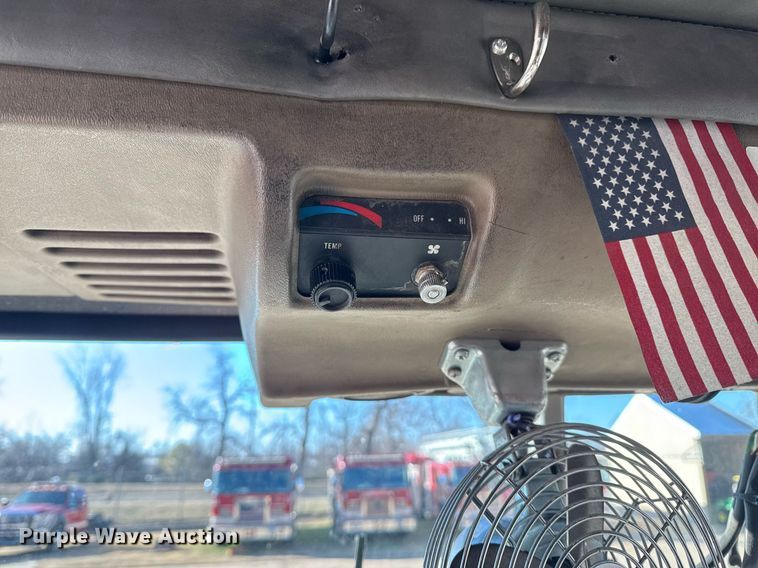 image for item EG7987 2002 Spartan Gladiator pumper fire truck