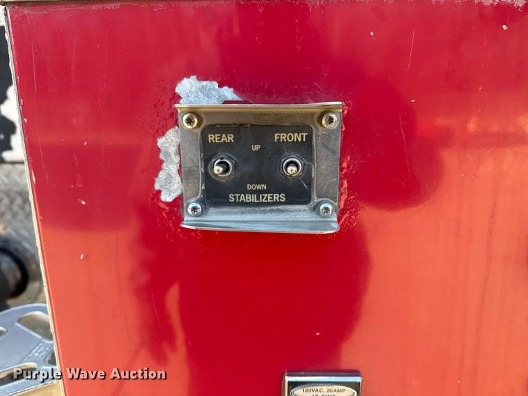 image for item EG7988 2002 Pierce ladder fire truck