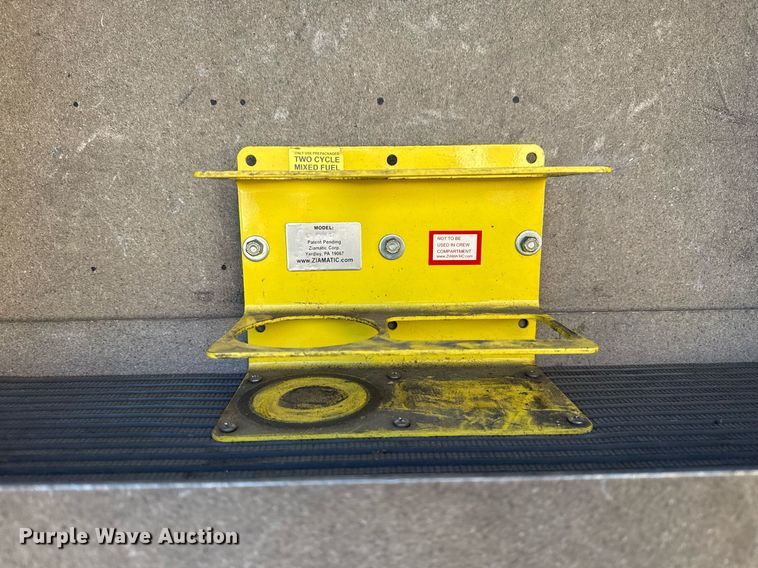 image for item EG7988 2002 Pierce ladder fire truck