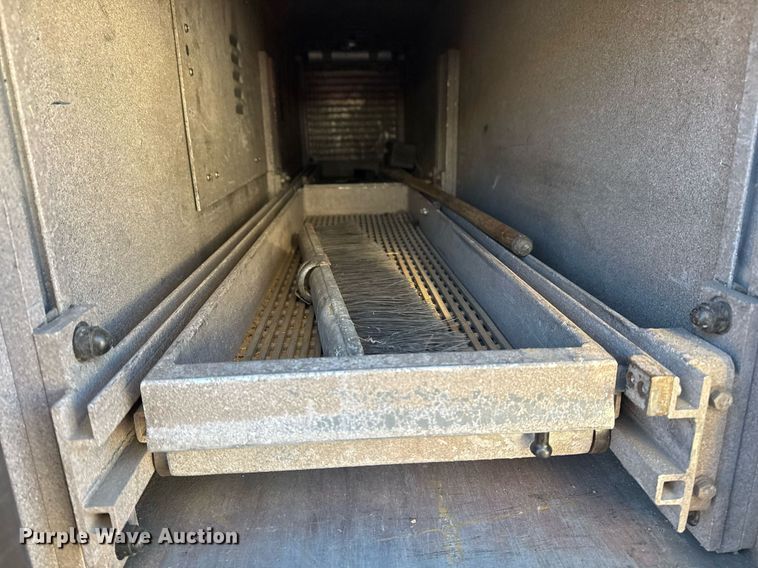 image for item EG7988 2002 Pierce ladder fire truck