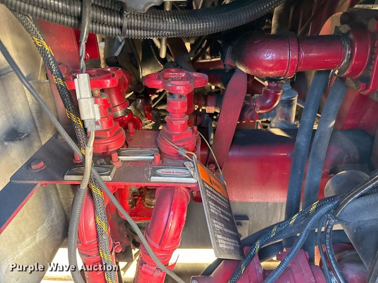 image for item EG7988 2002 Pierce ladder fire truck