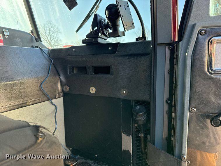 image for item EG7988 2002 Pierce ladder fire truck