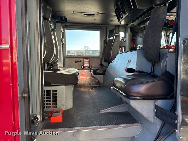 image for item EG7988 2002 Pierce ladder fire truck