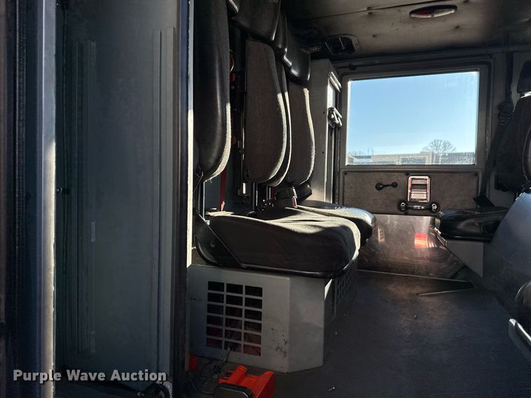 image for item EG7988 2002 Pierce ladder fire truck