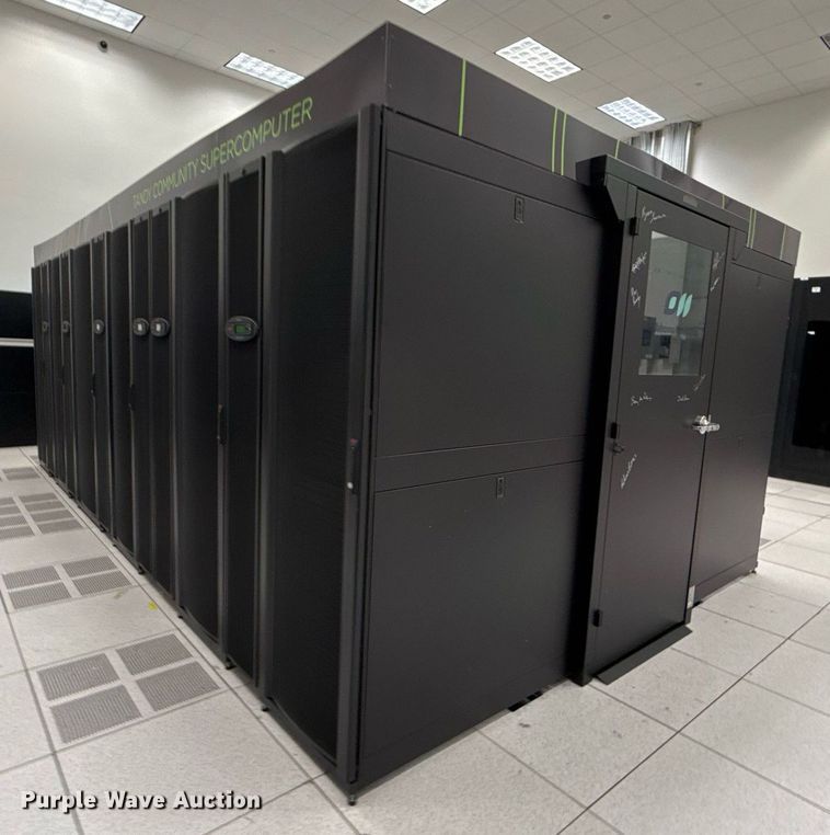 image for item EG7990 (12) InfraStruXure modular enclosed systems