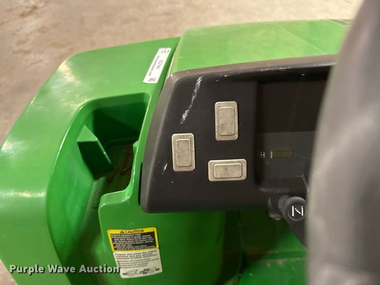 image for item EG7991 2016 John Deere Gator TX utility vehicle