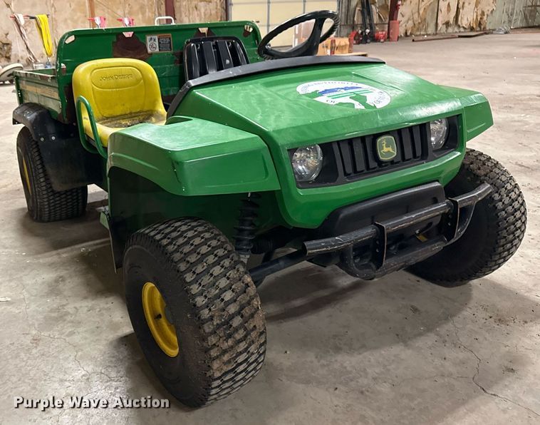image for item EG7994 2005 John Deere Gator TS utility vehicle