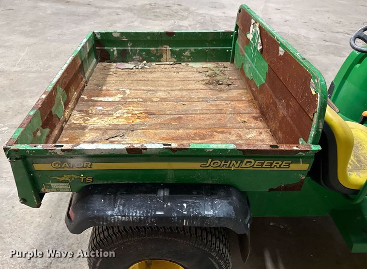 image for item EG7994 2005 John Deere Gator TS utility vehicle