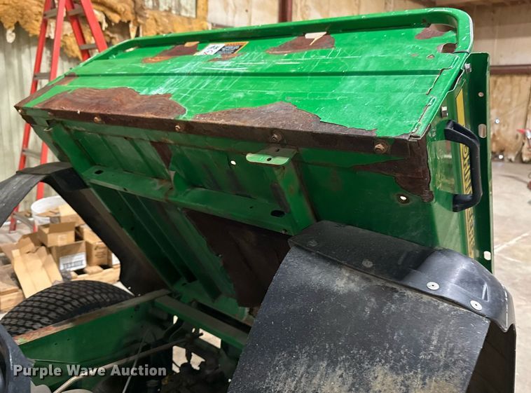 image for item EG7994 2005 John Deere Gator TS utility vehicle