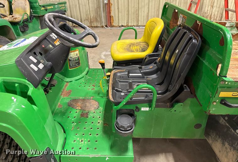 image for item EG7994 2005 John Deere Gator TS utility vehicle