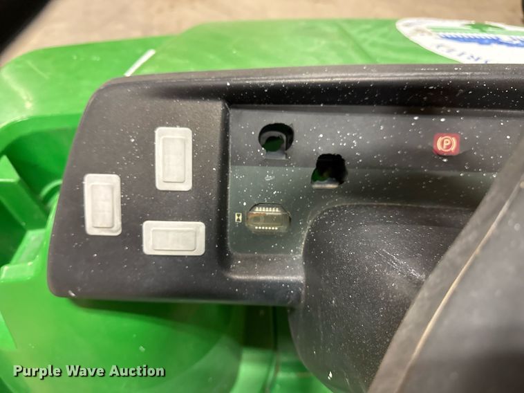 image for item EG7994 2005 John Deere Gator TS utility vehicle