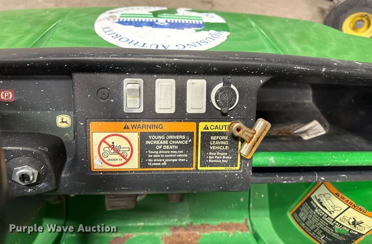 image for item EG7994 2005 John Deere Gator TS utility vehicle