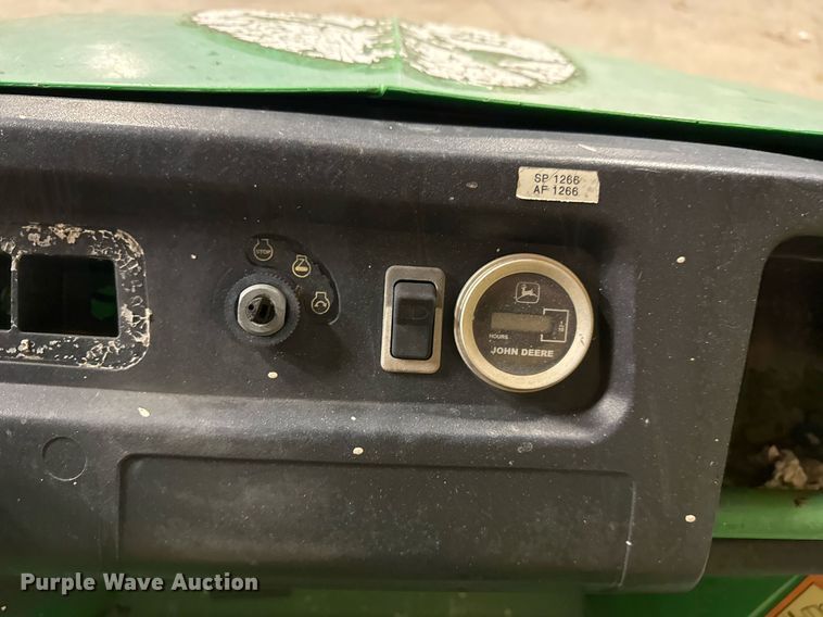 image for item EG7995 2002 John Deere Gator 4X2 utility vehicle
