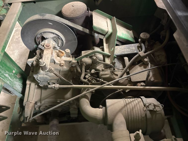 image for item EG7995 2002 John Deere Gator 4X2 utility vehicle