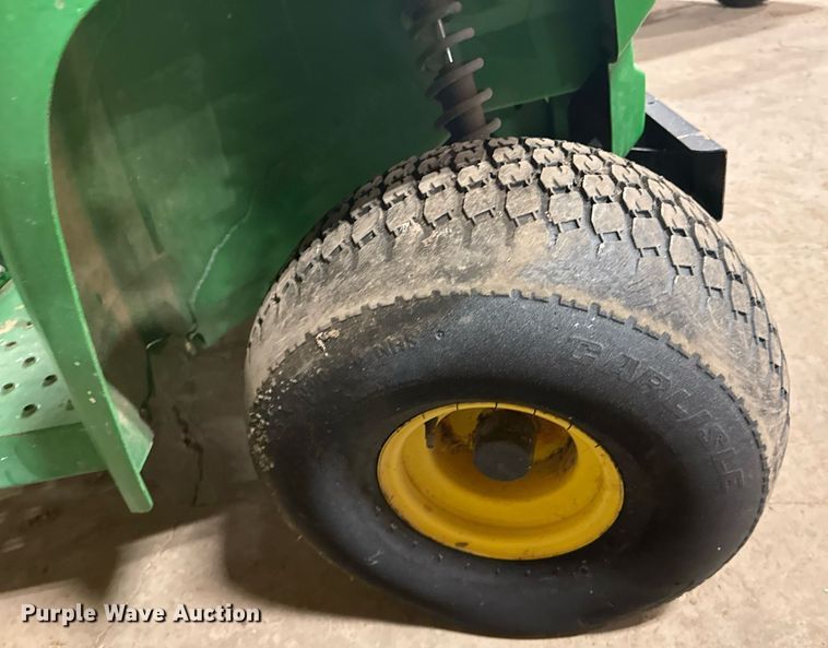 image for item EG7995 2002 John Deere Gator 4X2 utility vehicle