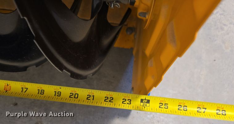 image for item EH8531 Lawn and garden equipment