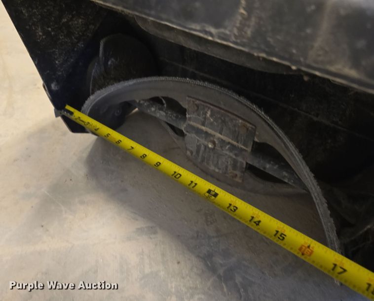 image for item EH8531 Lawn and garden equipment