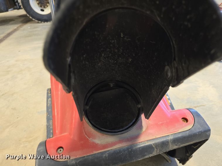 image for item EH8531 Lawn and garden equipment