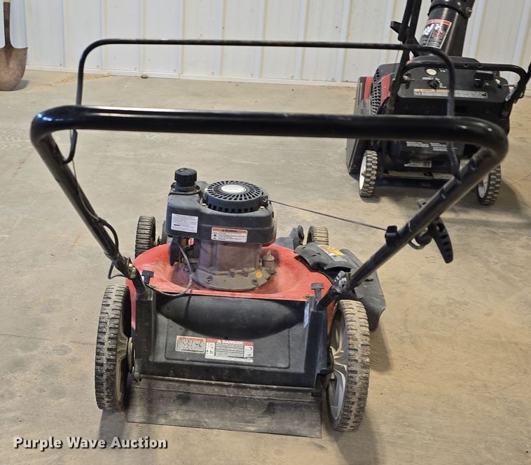 image for item EH8531 Lawn and garden equipment