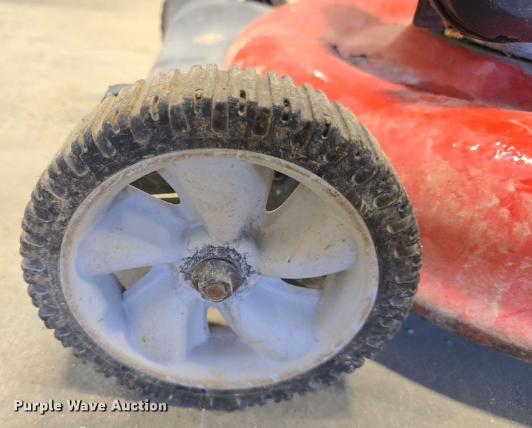 image for item EH8531 Lawn and garden equipment