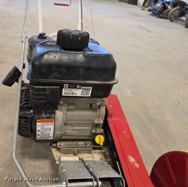 image for item EH8533 Lawn and garden equipment