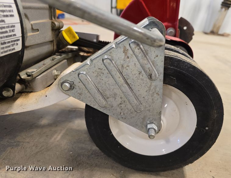 image for item EH8533 Lawn and garden equipment