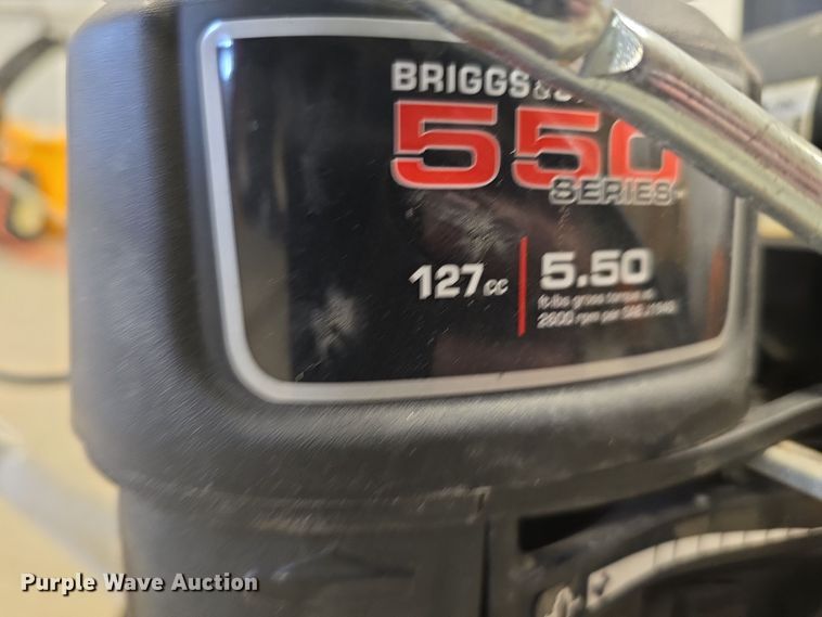 image for item EH8533 Lawn and garden equipment