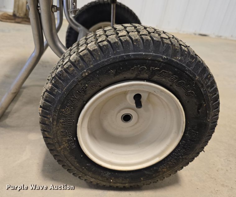 image for item EH8533 Lawn and garden equipment