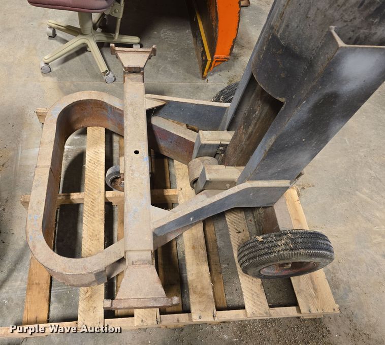 image for item EH8534 Gray TNT550 air lift