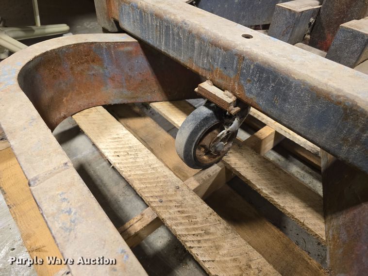 image for item EH8534 Gray TNT550 air lift