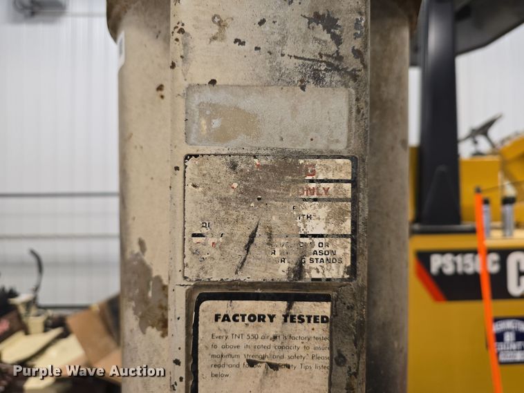 image for item EH8534 Gray TNT550 air lift