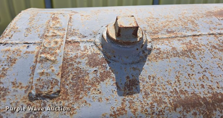 image for item EH8536 Waste oil tank