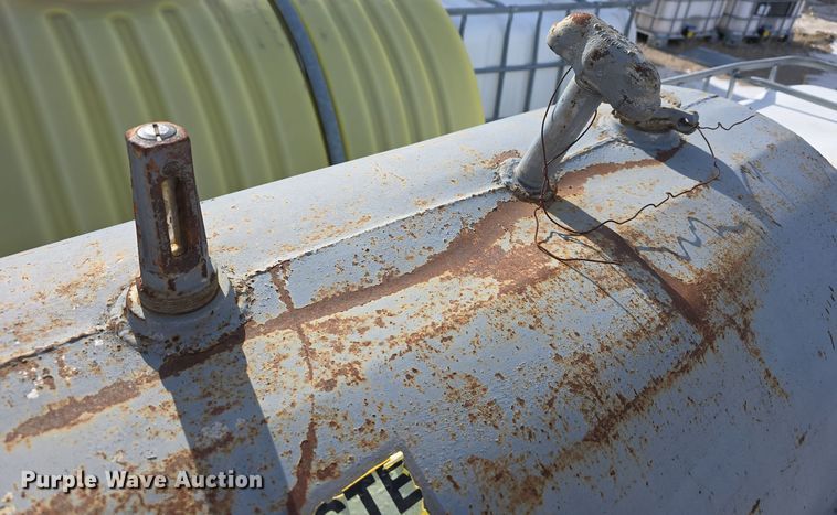 image for item EH8536 Waste oil tank