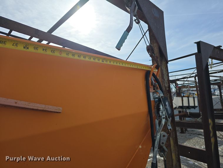 image for item EH8538 Monroe MV-168-84-56 spreader