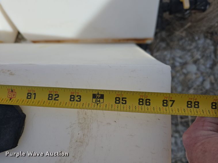 image for item EH8539 (2) poly tanks