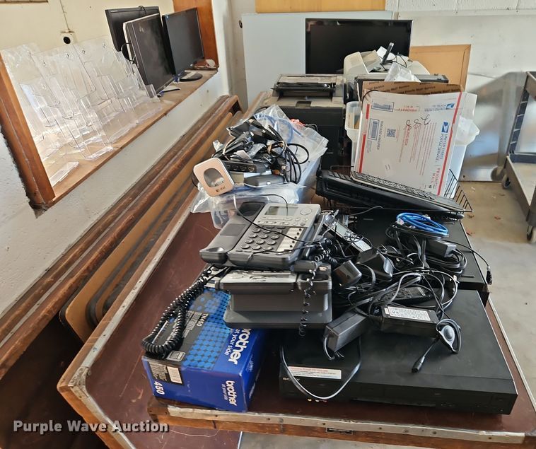 image for item EI8790 Electronics