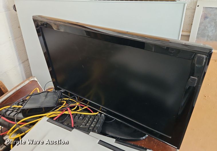 image for item EI8790 Electronics