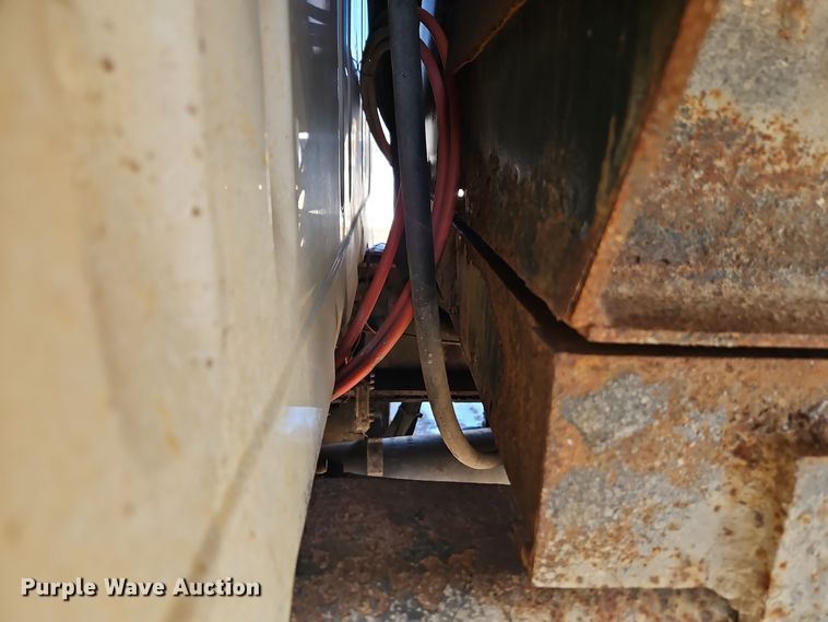 image for item EI8791 2000 International 4700 dump truck