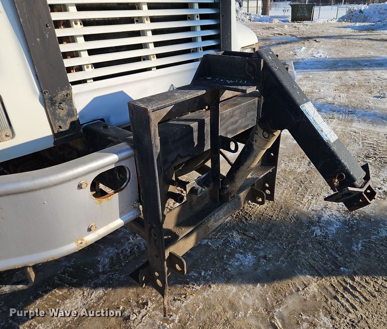 image for item EI8791 2000 International 4700 dump truck