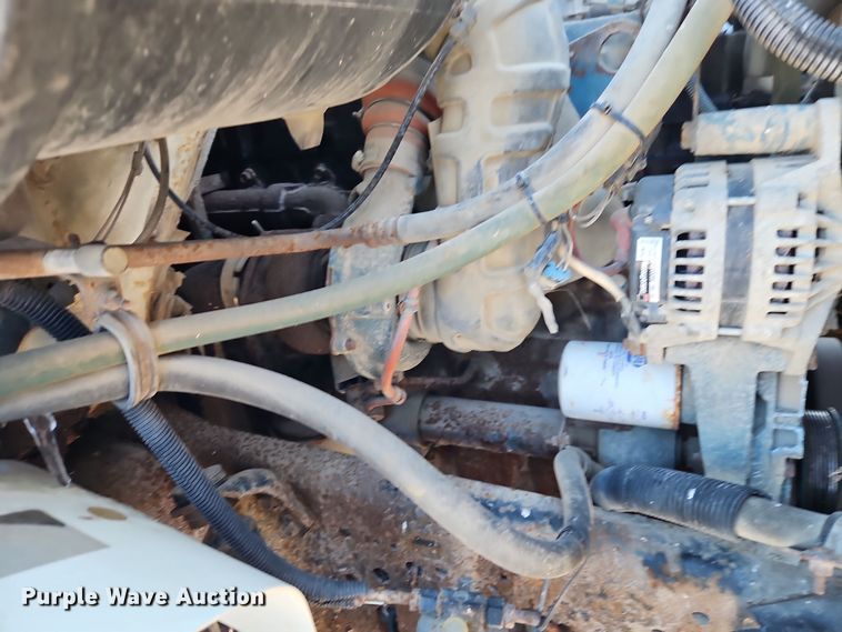 image for item EI8791 2000 International 4700 dump truck