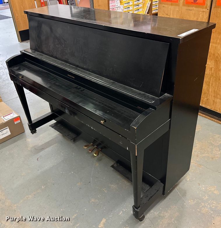 image for item EJ5334 Hamilton Piano piano