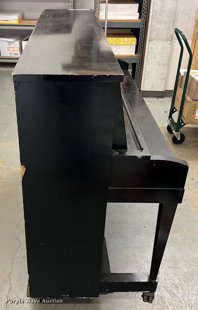 image for item EJ5334 Hamilton Piano piano