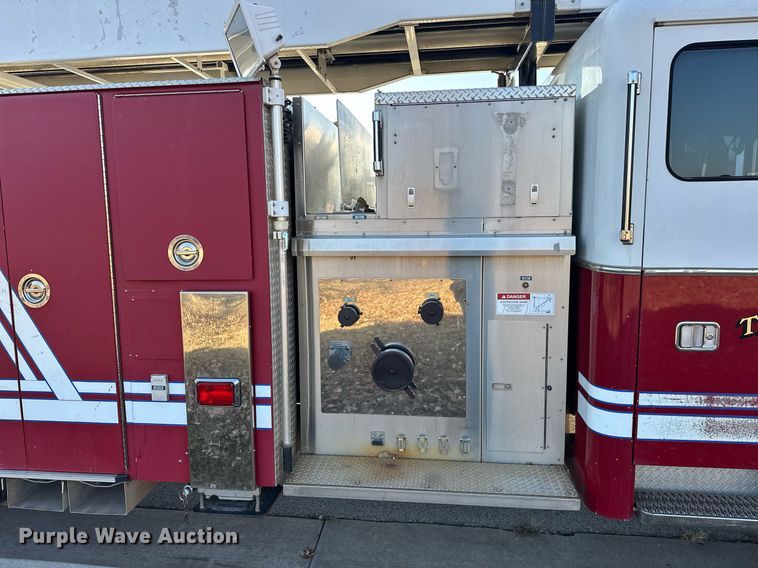 image for item EJ5335 2001 American LaFrance Eagle aerial platform fire truck